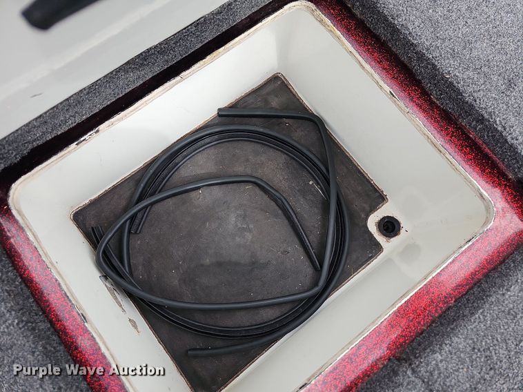 image for item DR3384 1996 Ranger 492VS  boat