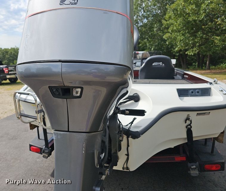 image for item DR3384 1996 Ranger 492VS  boat