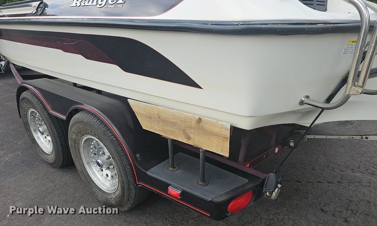 image for item DR3384 1996 Ranger 492VS  boat