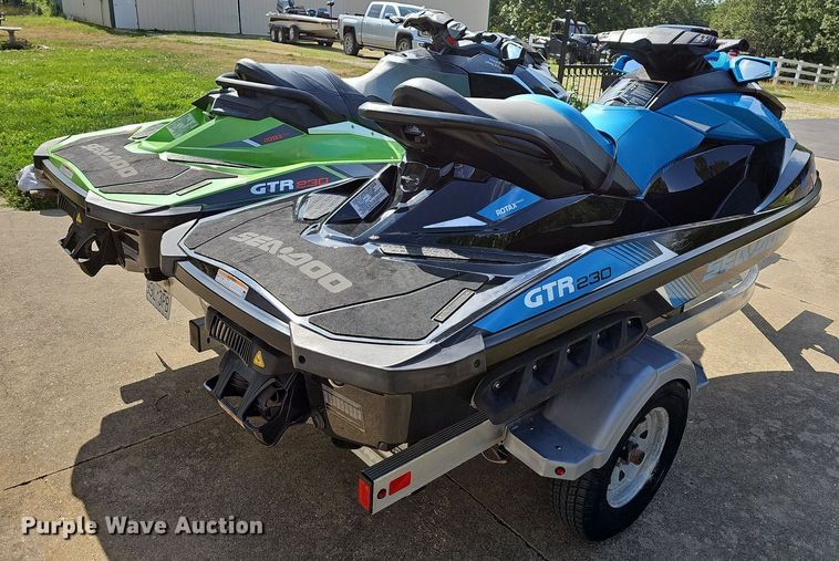 image for item DR3385 (2) personal watercraft