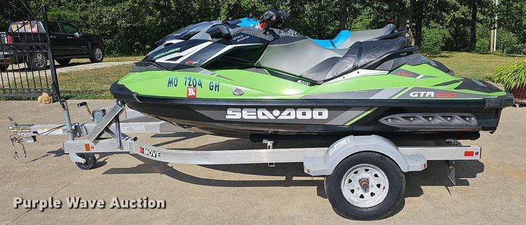 image for item DR3385 (2) personal watercraft