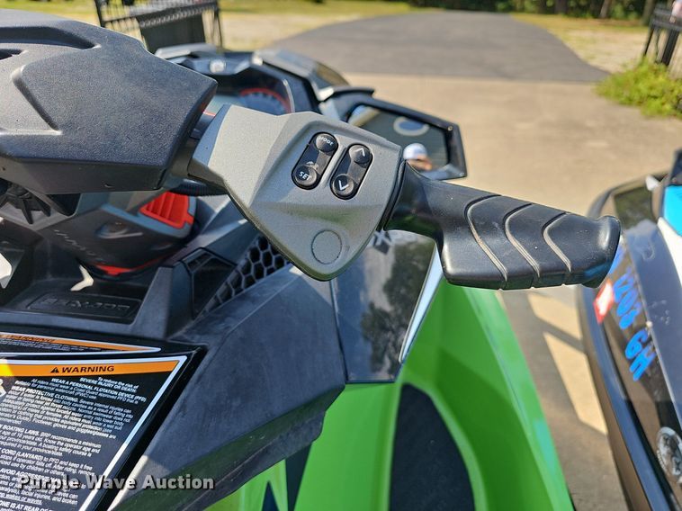 image for item DR3385 (2) personal watercraft