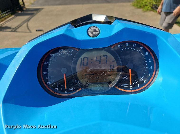 image for item DR3385 (2) personal watercraft