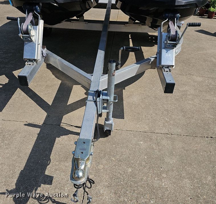 image for item DR3385 (2) personal watercraft