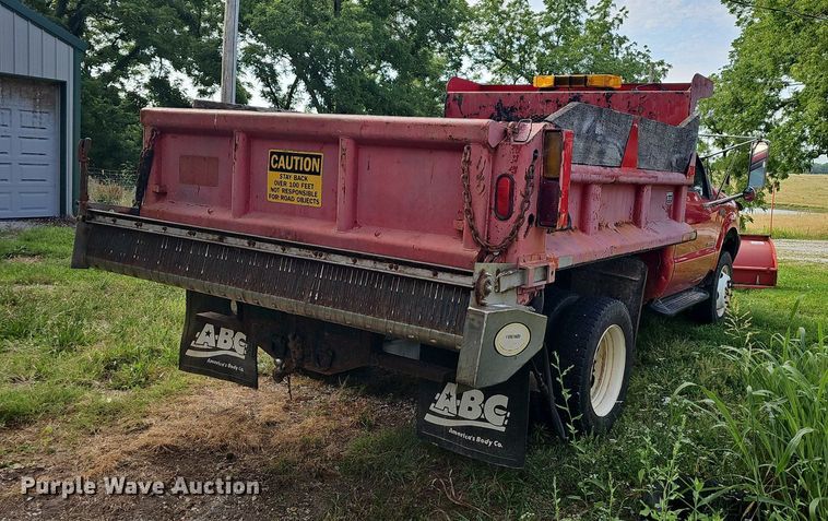 image for item DR3407 2003 Ford F550  dump truck