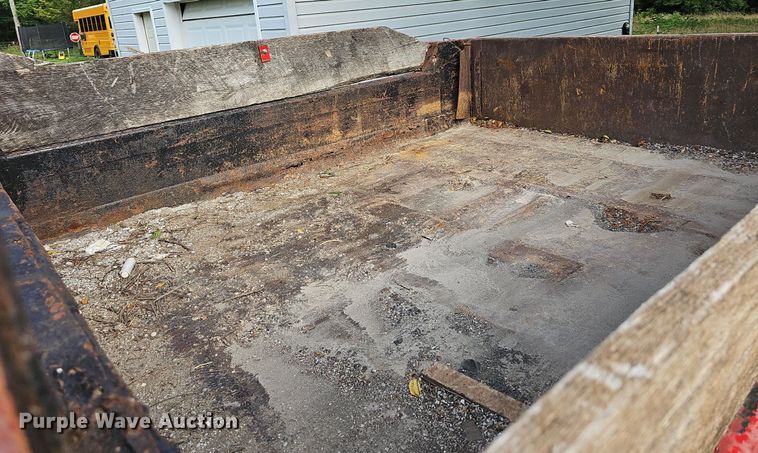 image for item DR3407 2003 Ford F550  dump truck