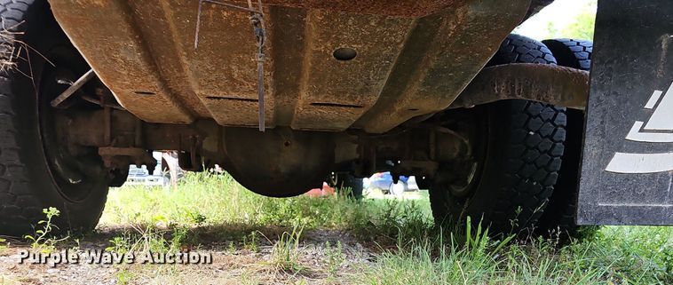 image for item DR3407 2003 Ford F550  dump truck