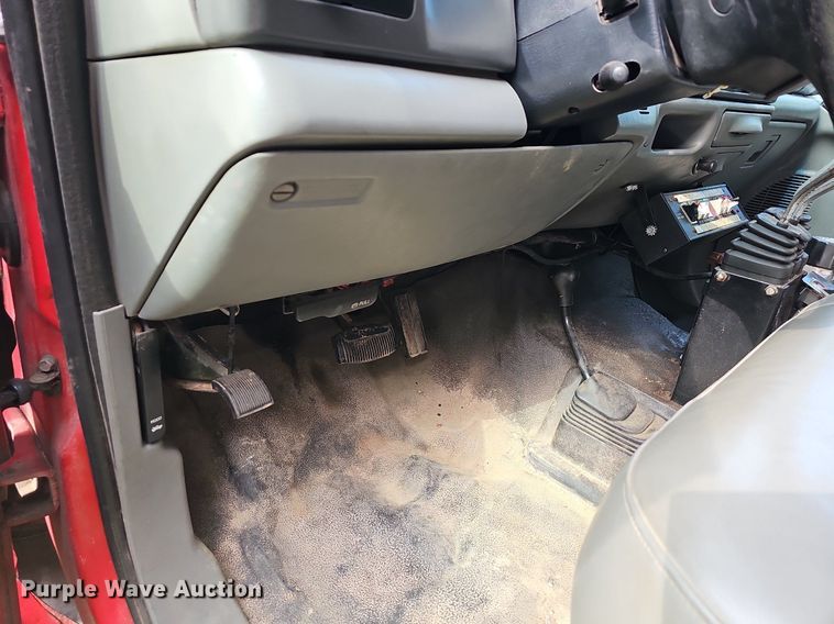 image for item DR3407 2003 Ford F550  dump truck