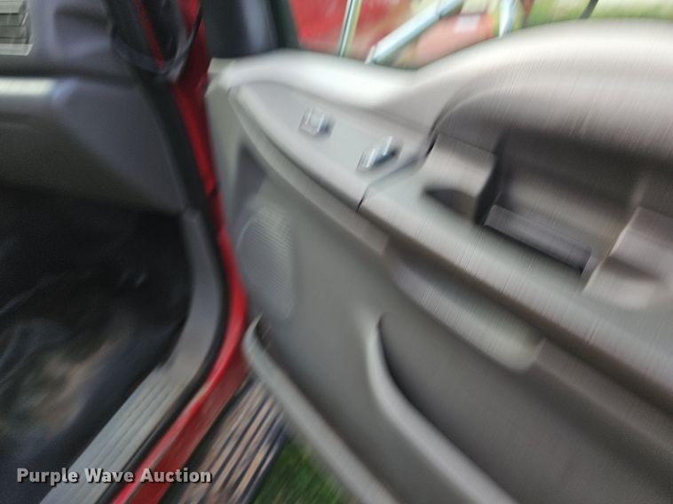 image for item DR3407 2003 Ford F550  dump truck