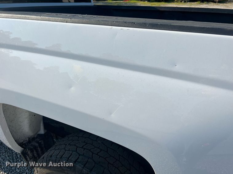 image for item II9209 2016 Chevrolet Silverado 2500HD  Double Cab pickup truck