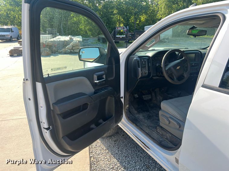 image for item II9209 2016 Chevrolet Silverado 2500HD  Double Cab pickup truck