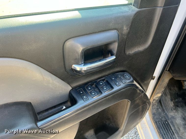 image for item II9209 2016 Chevrolet Silverado 2500HD  Double Cab pickup truck