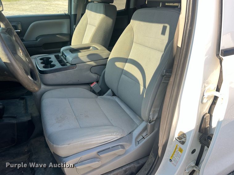 image for item II9209 2016 Chevrolet Silverado 2500HD  Double Cab pickup truck