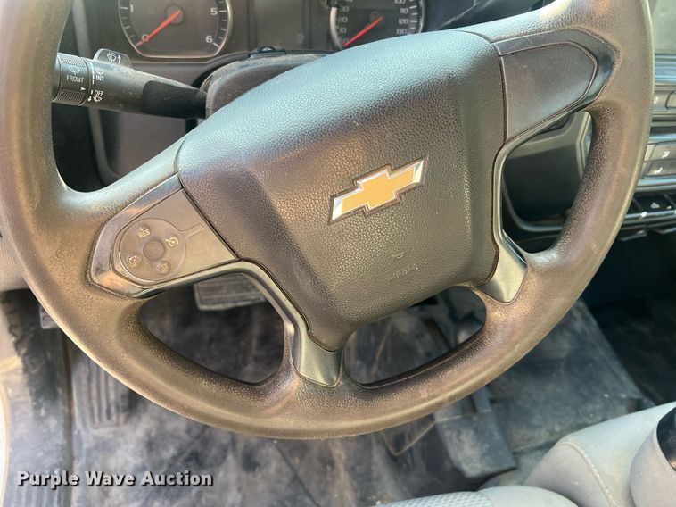 image for item II9209 2016 Chevrolet Silverado 2500HD  Double Cab pickup truck