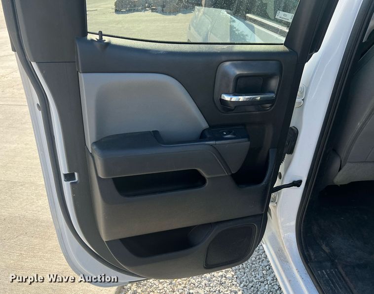 image for item II9209 2016 Chevrolet Silverado 2500HD  Double Cab pickup truck