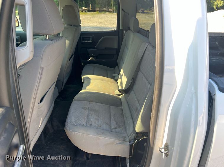 image for item II9209 2016 Chevrolet Silverado 2500HD  Double Cab pickup truck