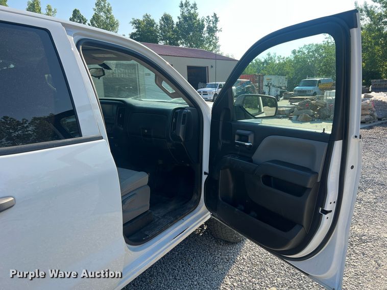 image for item II9209 2016 Chevrolet Silverado 2500HD  Double Cab pickup truck