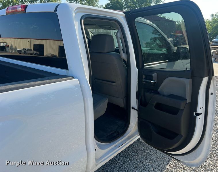 image for item II9209 2016 Chevrolet Silverado 2500HD  Double Cab pickup truck