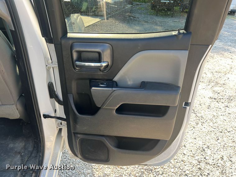 image for item II9209 2016 Chevrolet Silverado 2500HD  Double Cab pickup truck