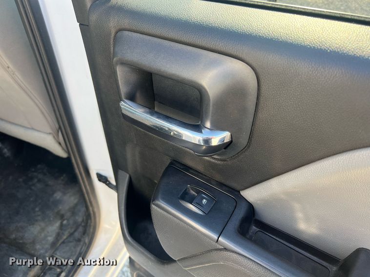 image for item II9209 2016 Chevrolet Silverado 2500HD  Double Cab pickup truck