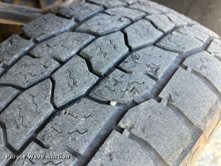 image for item II9209 2016 Chevrolet Silverado 2500HD  Double Cab pickup truck