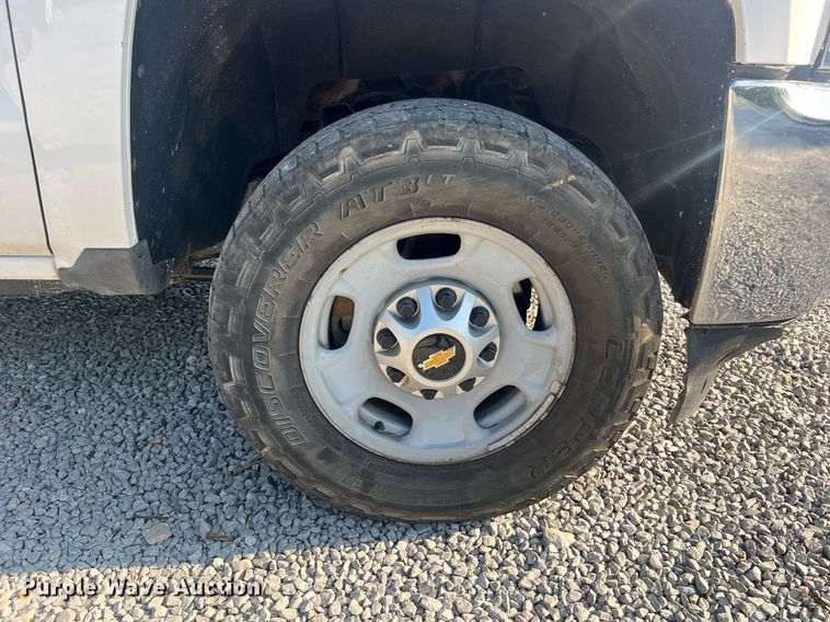 image for item II9209 2016 Chevrolet Silverado 2500HD  Double Cab pickup truck