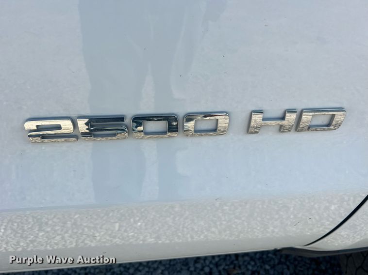 image for item II9209 2016 Chevrolet Silverado 2500HD  Double Cab pickup truck