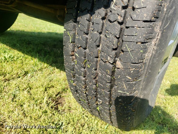 image for item IP9326 1995 Ford F350 XL  Crew Cab pickup truck