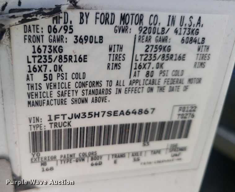 image for item IP9326 1995 Ford F350 XL  Crew Cab pickup truck