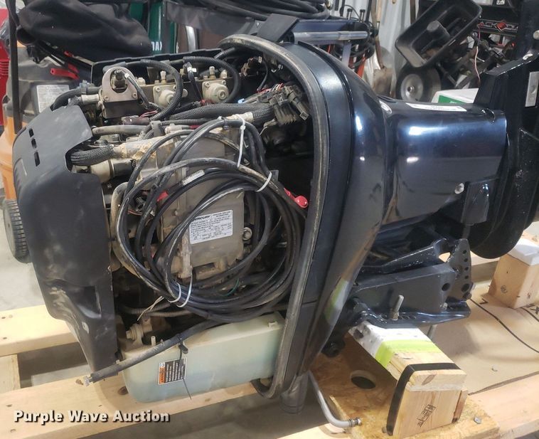 image for item IP9337 Mercury Optimal 90HP  outboard engine