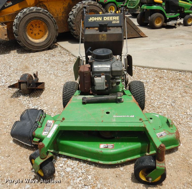 image for item IP9350 John Deere GS45  lawn mower