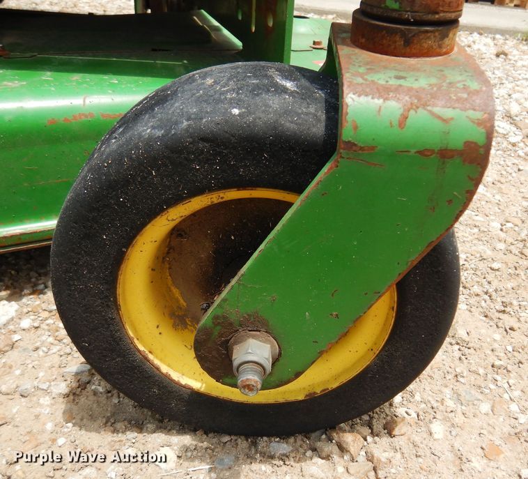 image for item IP9350 John Deere GS45  lawn mower