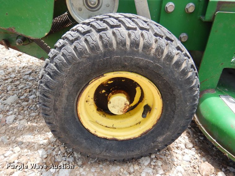 image for item IP9350 John Deere GS45  lawn mower