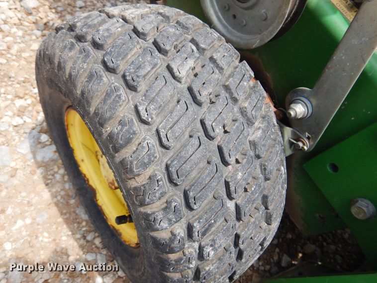 image for item IP9350 John Deere GS45  lawn mower