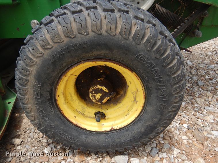 image for item IP9350 John Deere GS45  lawn mower