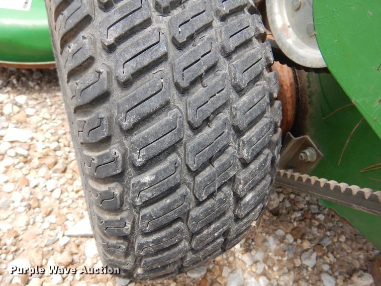 image for item IP9350 John Deere GS45  lawn mower