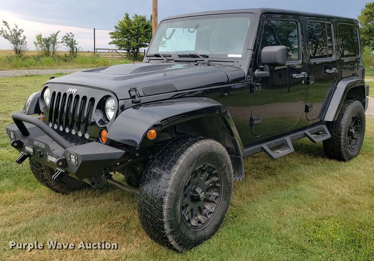 image for item IP9351 2012 Jeep Wrangler  SUV