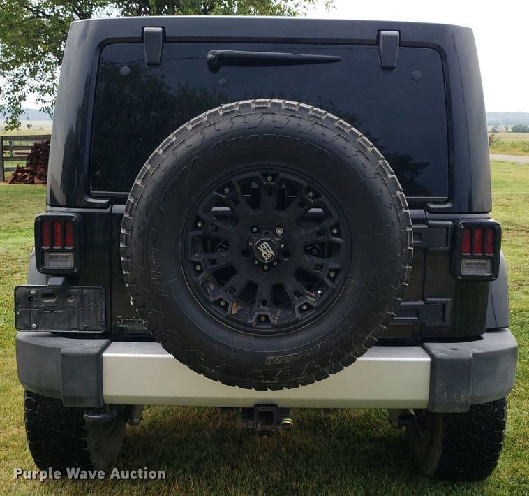 image for item IP9351 2012 Jeep Wrangler  SUV