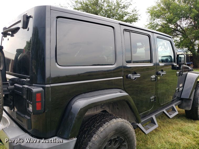 image for item IP9351 2012 Jeep Wrangler  SUV