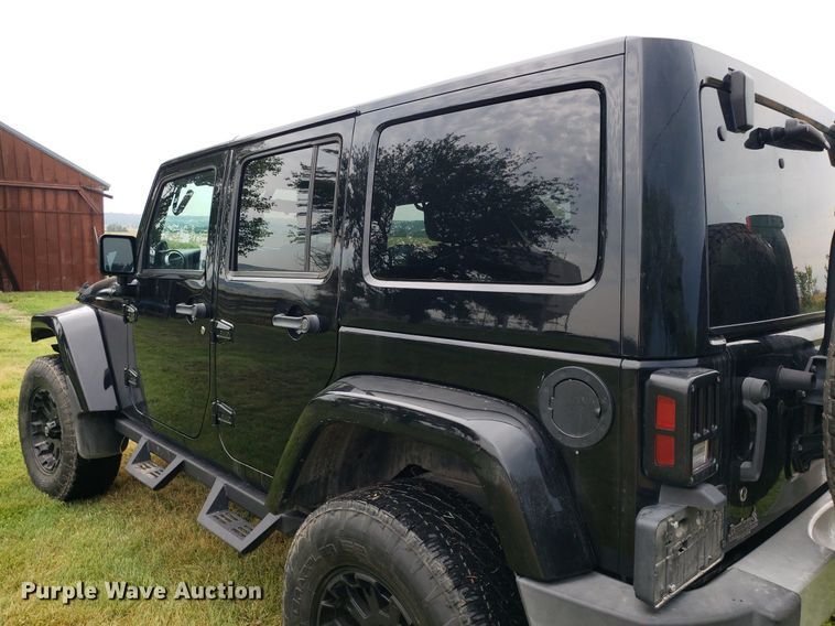 image for item IP9351 2012 Jeep Wrangler  SUV