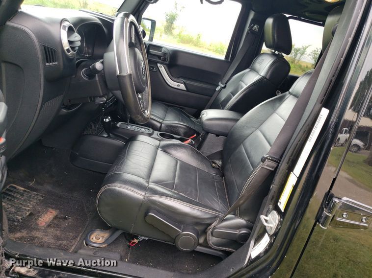 image for item IP9351 2012 Jeep Wrangler  SUV