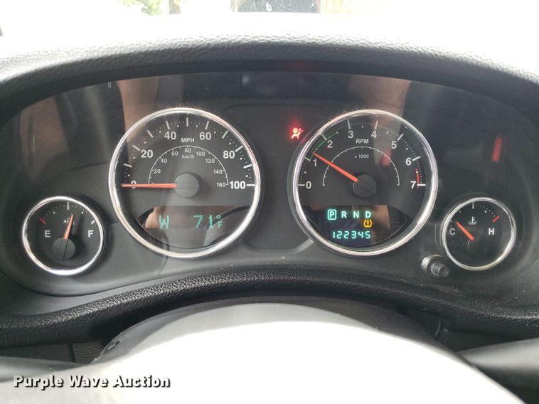 image for item IP9351 2012 Jeep Wrangler  SUV