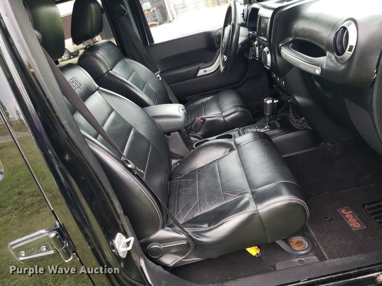 image for item IP9351 2012 Jeep Wrangler  SUV