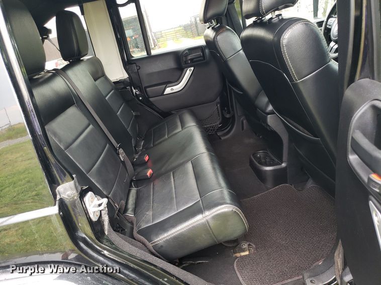 image for item IP9351 2012 Jeep Wrangler  SUV