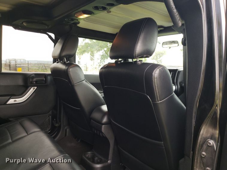 image for item IP9351 2012 Jeep Wrangler  SUV