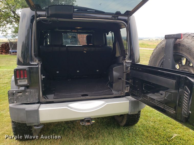 image for item IP9351 2012 Jeep Wrangler  SUV