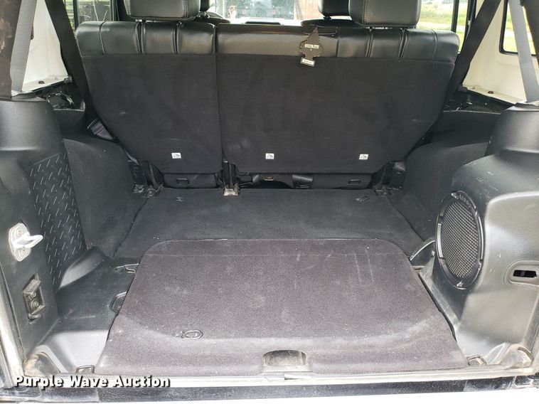 image for item IP9351 2012 Jeep Wrangler  SUV