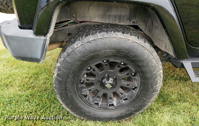 image for item IP9351 2012 Jeep Wrangler  SUV