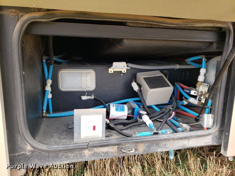 image for item IP9352 2005 Holiday Rambler Atlantis  RV