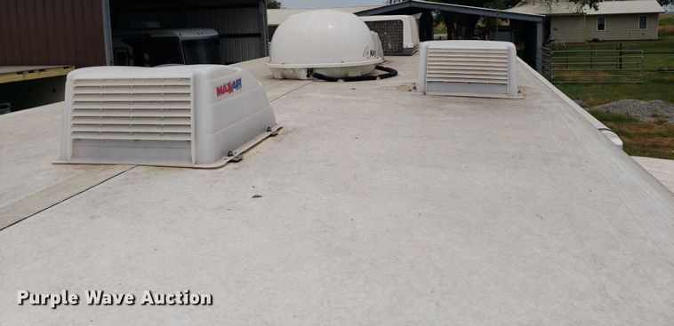 image for item IP9352 2005 Holiday Rambler Atlantis  RV